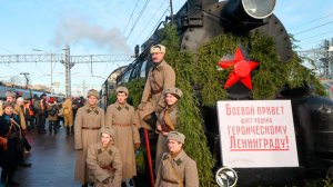 Паровоз времен ВОВ прибыл на Финляндский вокзал Санкт-Петербурга