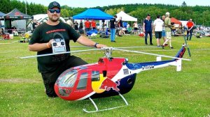 Потрясающе! «BO-105» Вертолёт на радиоуправлении. Демонстрация полёта