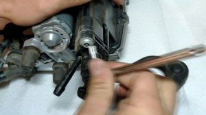 Установка главного цилиндра сцепления Honda I-SHIFT