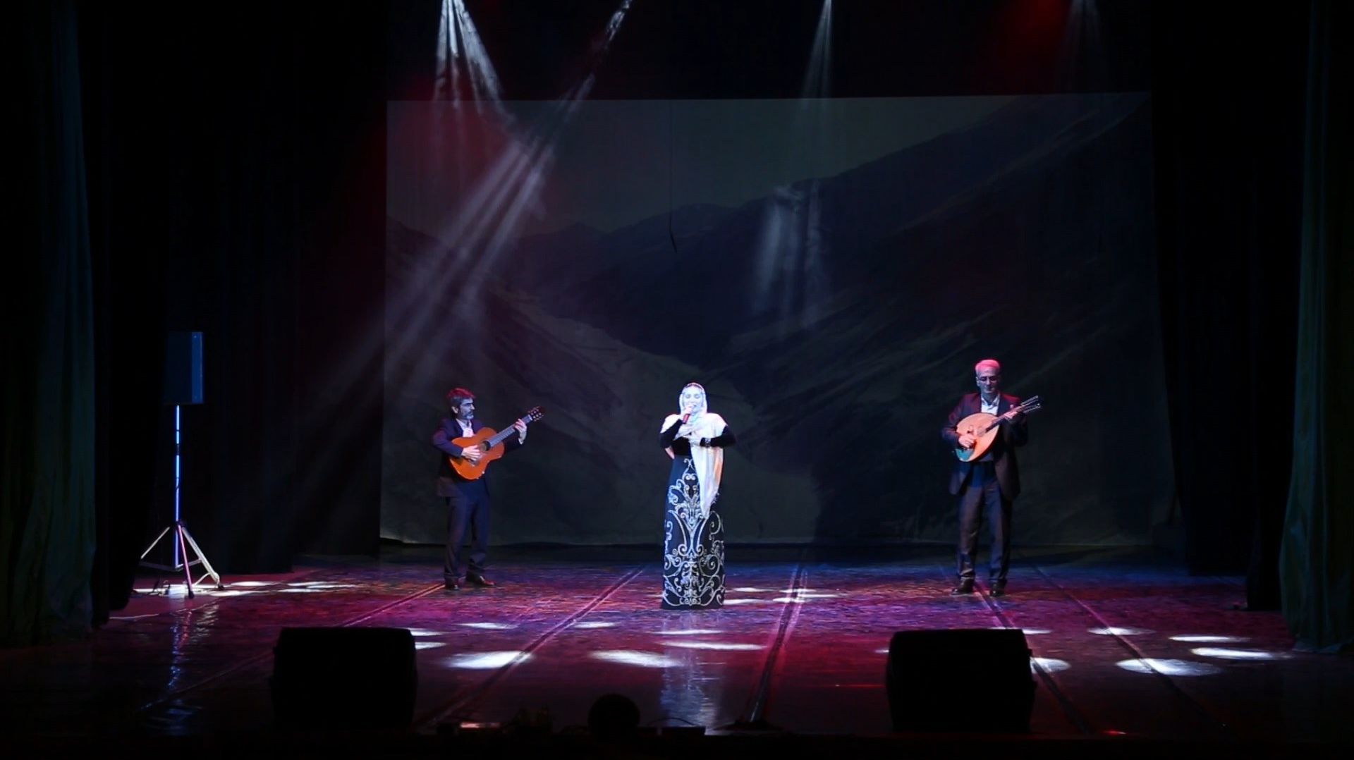 «Г1аданги, г1амалги, заманги». Гала-концерт «Поющая Чарода» смотреть онлайн