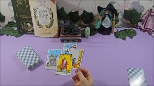 Таро прогноз на весну. Что светлое придет в вашу жизнь.