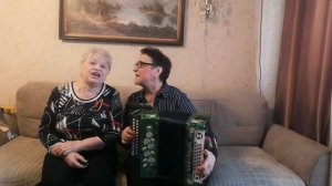 шуточная песня,,дома не было тебя,, в исполнении Валентины К Татьяны Г