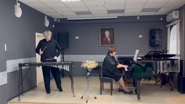 Г. Рзаев-Концертино, Г. Бутов - В ожидании поезда