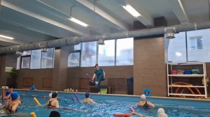 Аква Нудлс, средняя вода - фрагмент урока