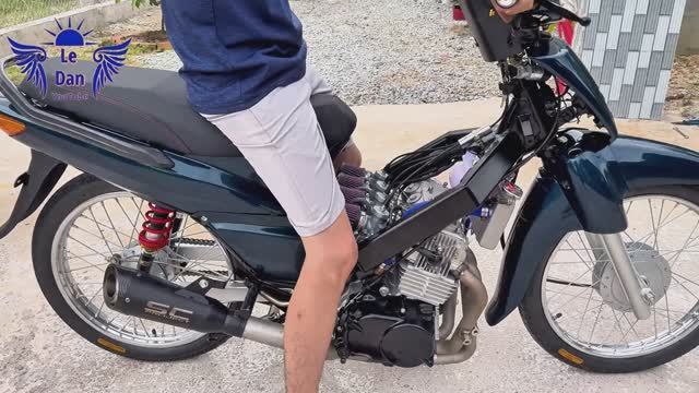 Что будет если поставить на Мопед Honda Wave  4х цилиндровый двигатель