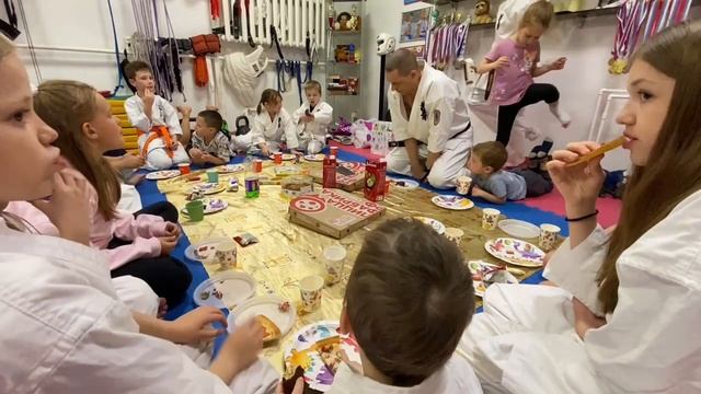 А вот и день рождения Ярослава!