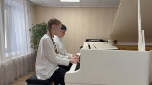 В. Коровицын. Разноцветная игра. Исп. Никанова Кира, Зарифуллин Вячеслав.