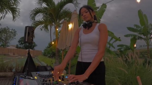 normakomala - sunset uplifting house music mix