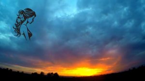 Небо пополам звёзды пополам @victoria_poesie2302