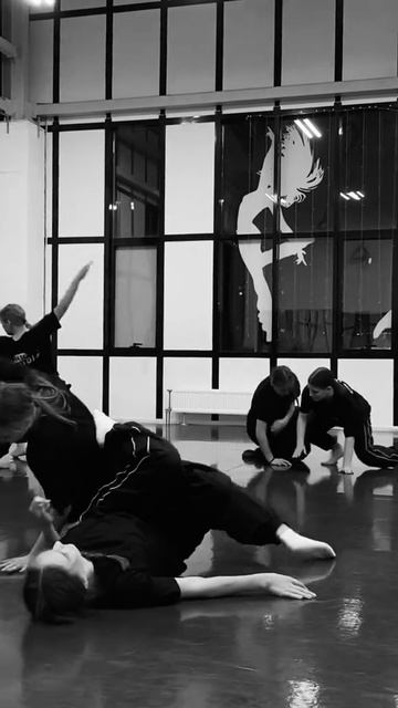 Партнеринг комбинации авторства танцоров старших основных составов🖤