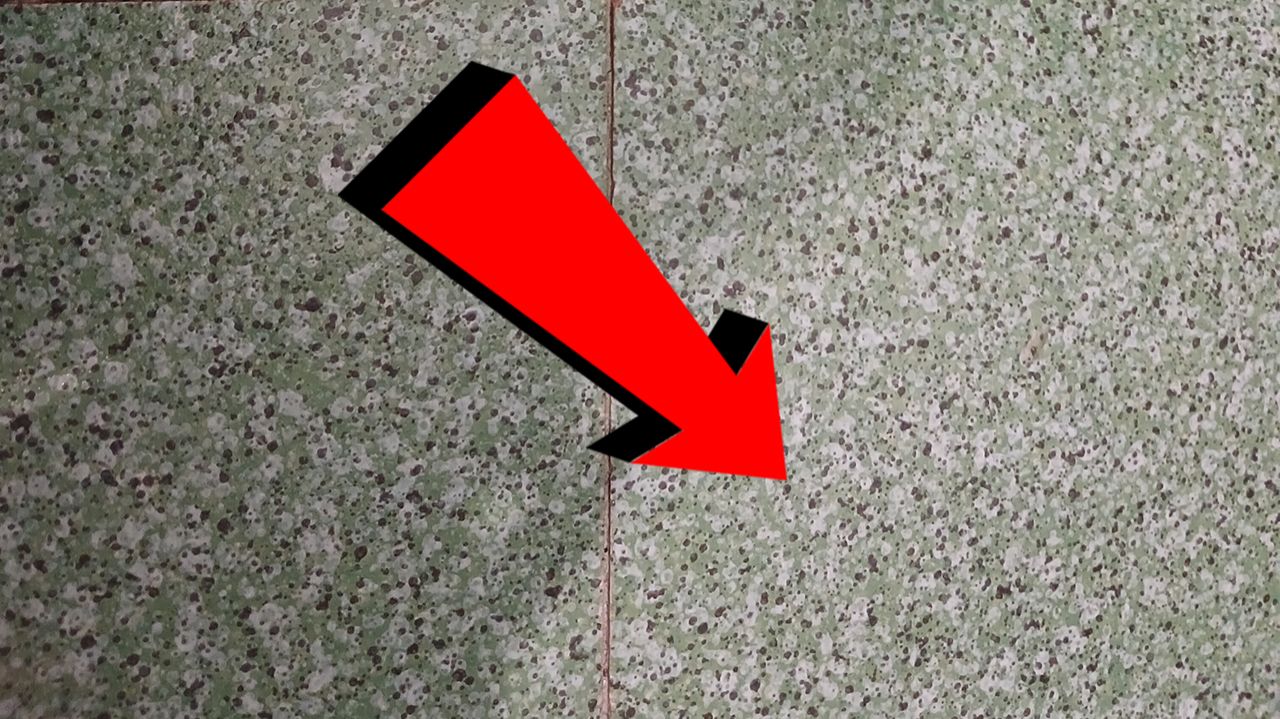 Как очистить кафель в ванной от известкового налета За 3 минуты!!!!!!