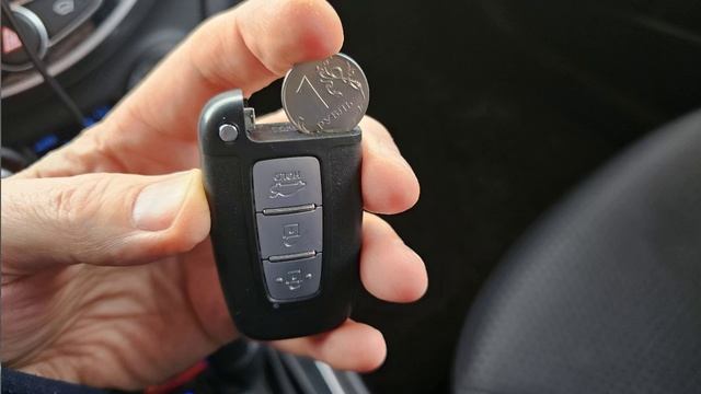 Как завести машину с севшей батарейкой брелка бесключевого доступа смотреть онлайн
