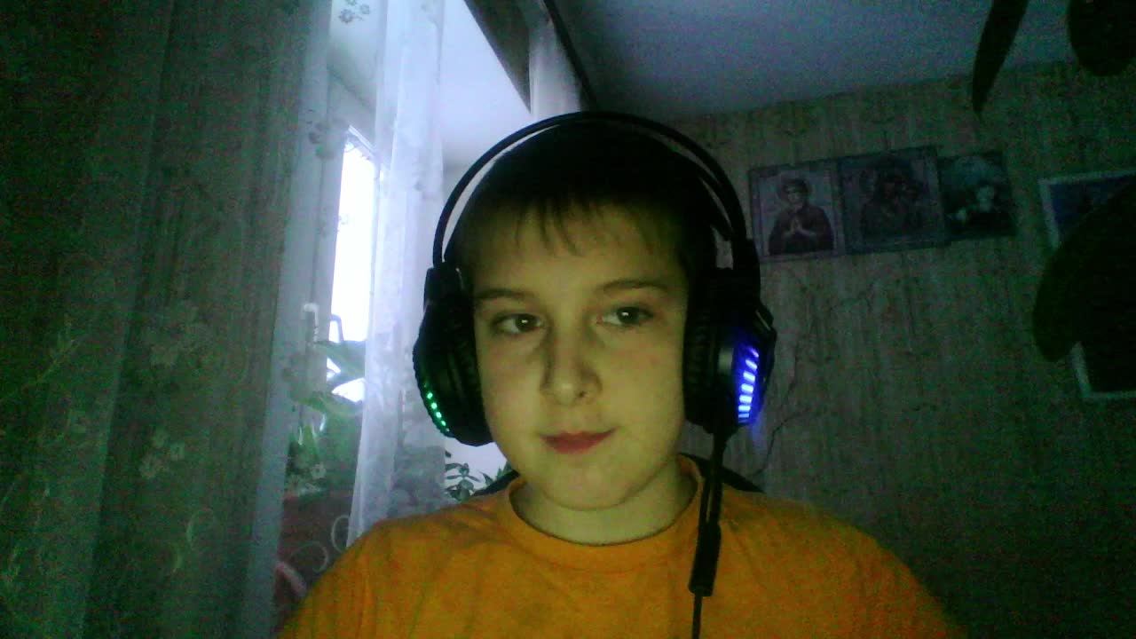 Играю в  Генни.