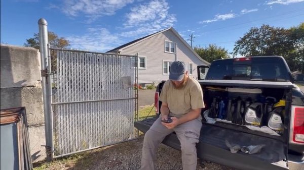 Ford на запчасти + утилизация масла в Advance Auto Parts _ День на разборке (Yury Filipovich)