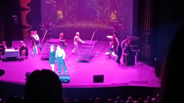 в джазе только девушки 10 смотреть онлайн