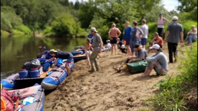 Поход на байдарках в Подмосковье. Сплав по Река Дубна на байдарке. смотреть онлайн