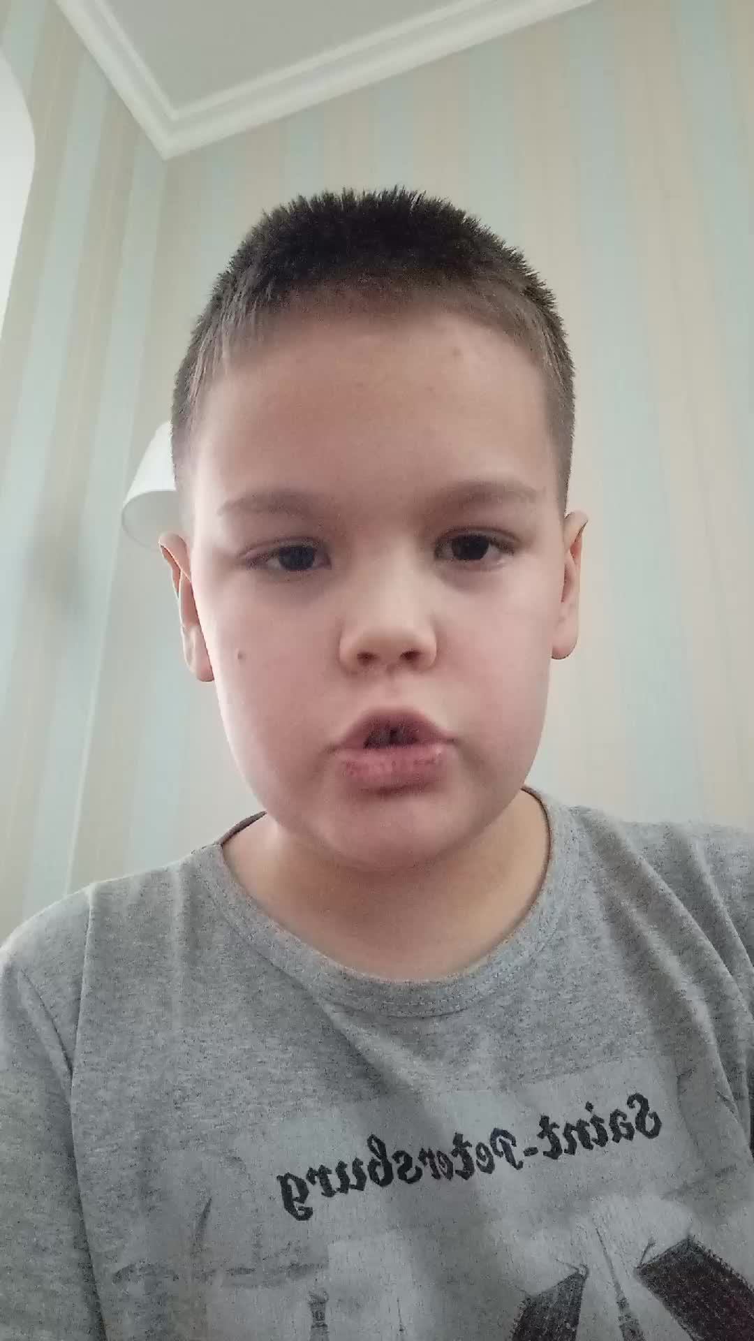 первое видео про майнкрафт смотреть онлайн