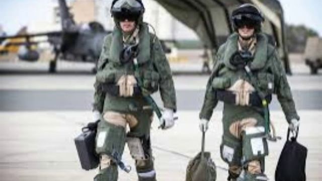 Британия наращивает авиацию на Кипре смотреть онлайн