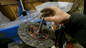 Покатушки на "Урагане". Вытачил оправку для установки сцепления.