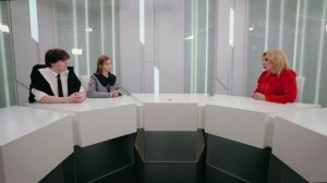 Говорим о важном с официальным представителем МИД России Марией Захаровой (с сурдопереводом)