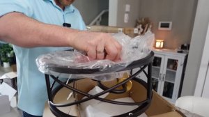 Взрыв эмоций! Потерянные посылки — что-то СТРАШНО интересное!(Happy Family in CANADA!)