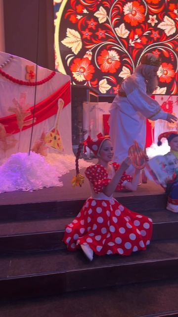 Рождественский праздник для детей. смотреть онлайн