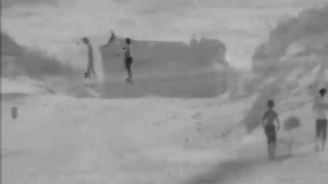 Полярники Начали Креститься Увидев Этого Монстра. смотреть онлайн