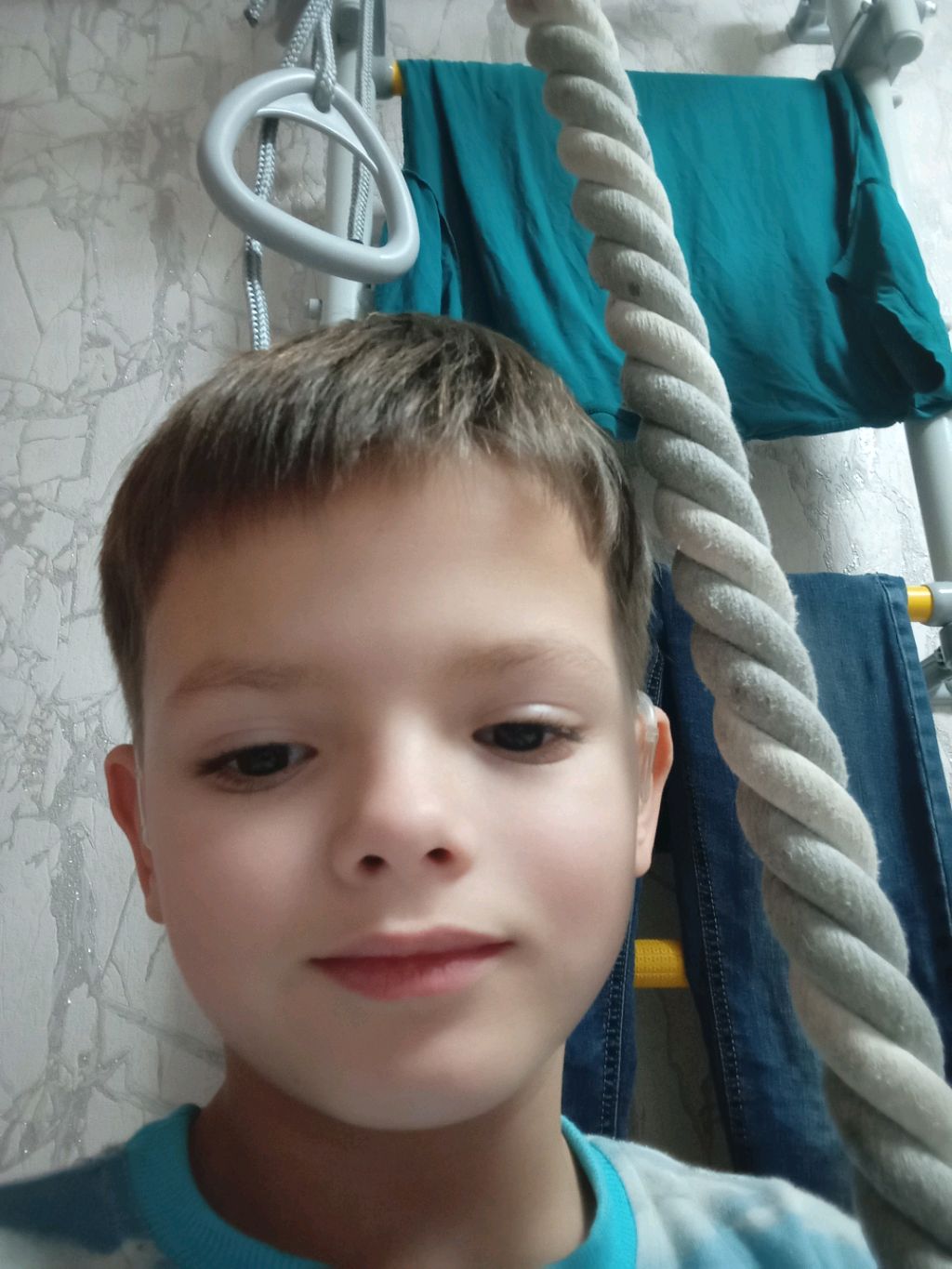 Антон смотреть онлайн