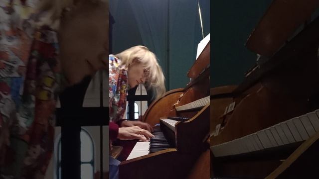 Э. Морриконе 