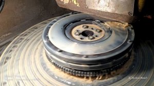 Шлифовка маховика и корзины сцепления от Митсубиси Паджеро 3,5 л