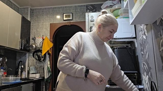 ОБЕД НА РАБОТЕ! РАСПАКОВКА! смотреть онлайн