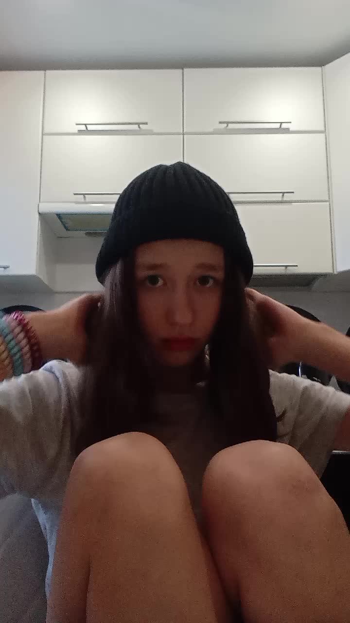 трансляция начнётся минута на минуту