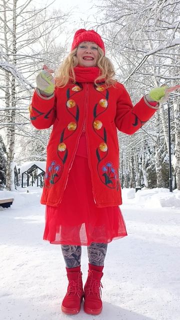 Have A Nice Day!

Сомнений  коль нахлынут волны,
Простое правило запомни:
Плохие мысли прогони!
Любо