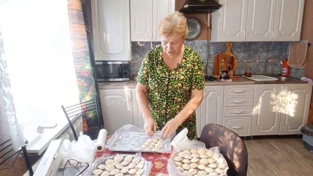 Пельмени с рыбой 😋. смотреть онлайн