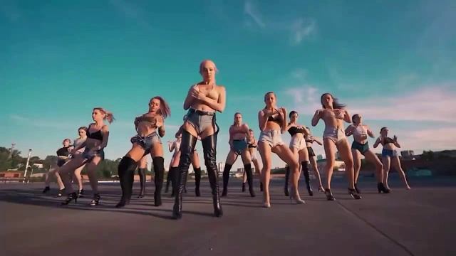 Елизавета Долженкова - О боже, как красива! смотреть онлайн