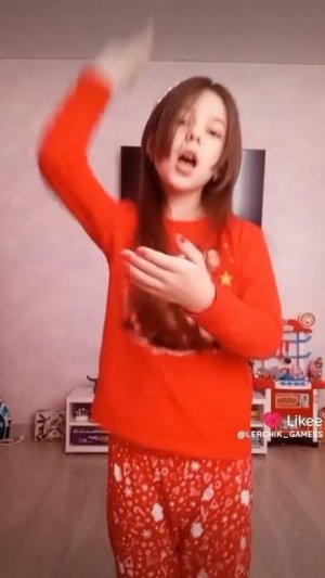 ТАНЦУЛЬКИ /утренние танцульки от LERCHIK_GAMES💓💗 шорс