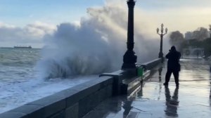 ЯЛТА, ШТОРМ, РЕКОНСТРУКЦИЯ ПЛЯЖА ДЕЛЬФИН