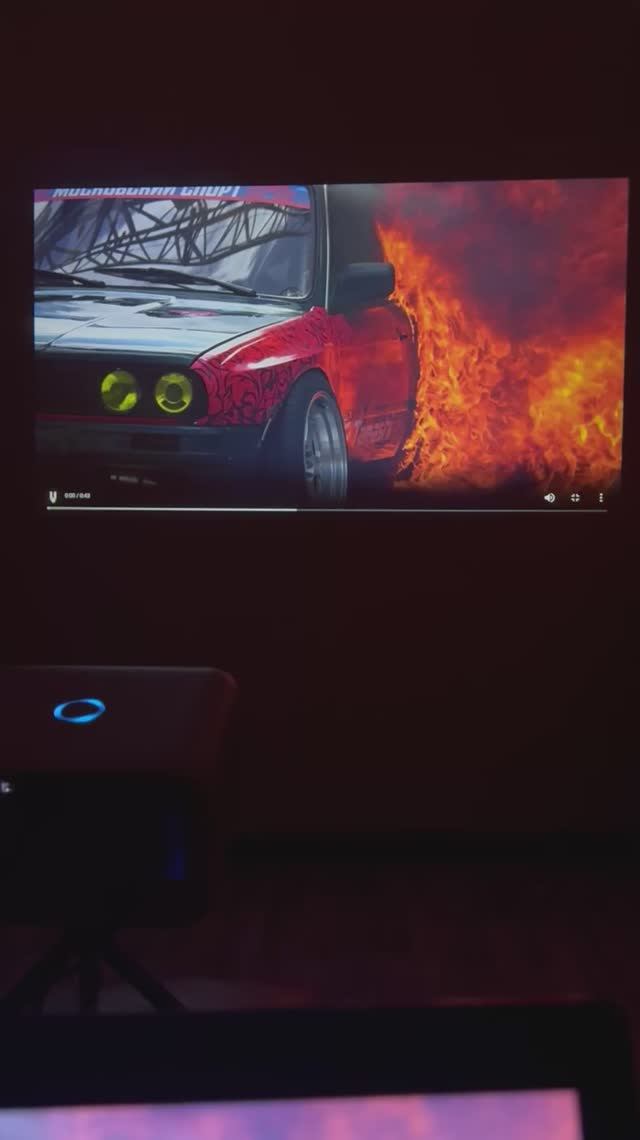 BMW E30 , работа видеооператора SV Films Production,демонстрация видео с проектора