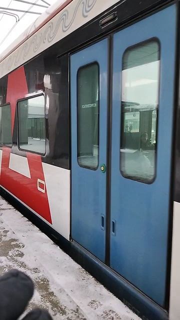 иволга 1.5 отправляется со станции курская D2