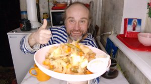 обед с Рыжулей. тушёная капуста с картошкой и яйцо. мукбанг. обжор. еда на камеру. диета. шизофрения