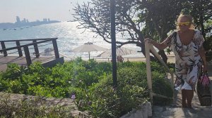 Пляж отеля Dusit Thani Паттайя 🛌 ⛱️🌴