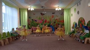 Танец бабочек в средней группе | Танец на 8 марта в детском саду