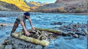 Рыбалка в реке примитивным способом / Примитивная рыбалка в реке / Рыболовная ловушка