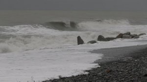 Шторм в Сочи.