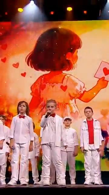 Наши юные донжуаны при поддержке своих дам сердца на концерте к 80-летию со дня смотреть онлайн