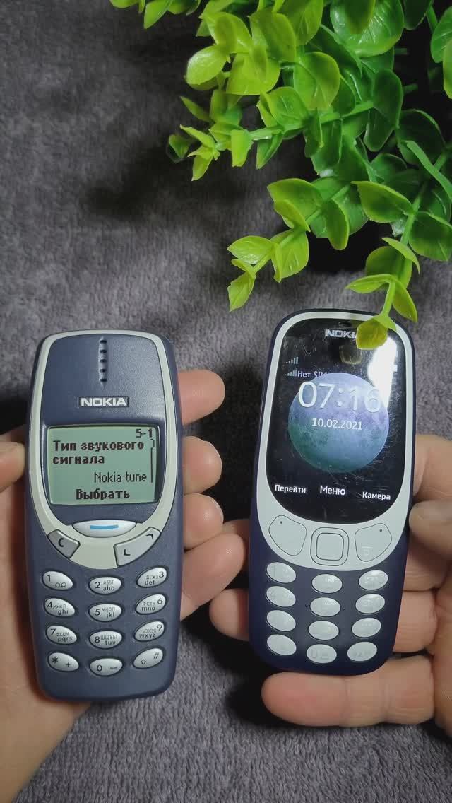 Кнопочные телефоны Nokia 3310 двух разных поколений смотреть онлайн