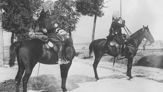 Брюки-галифе_ почему такой формы и зачем нужны в армии