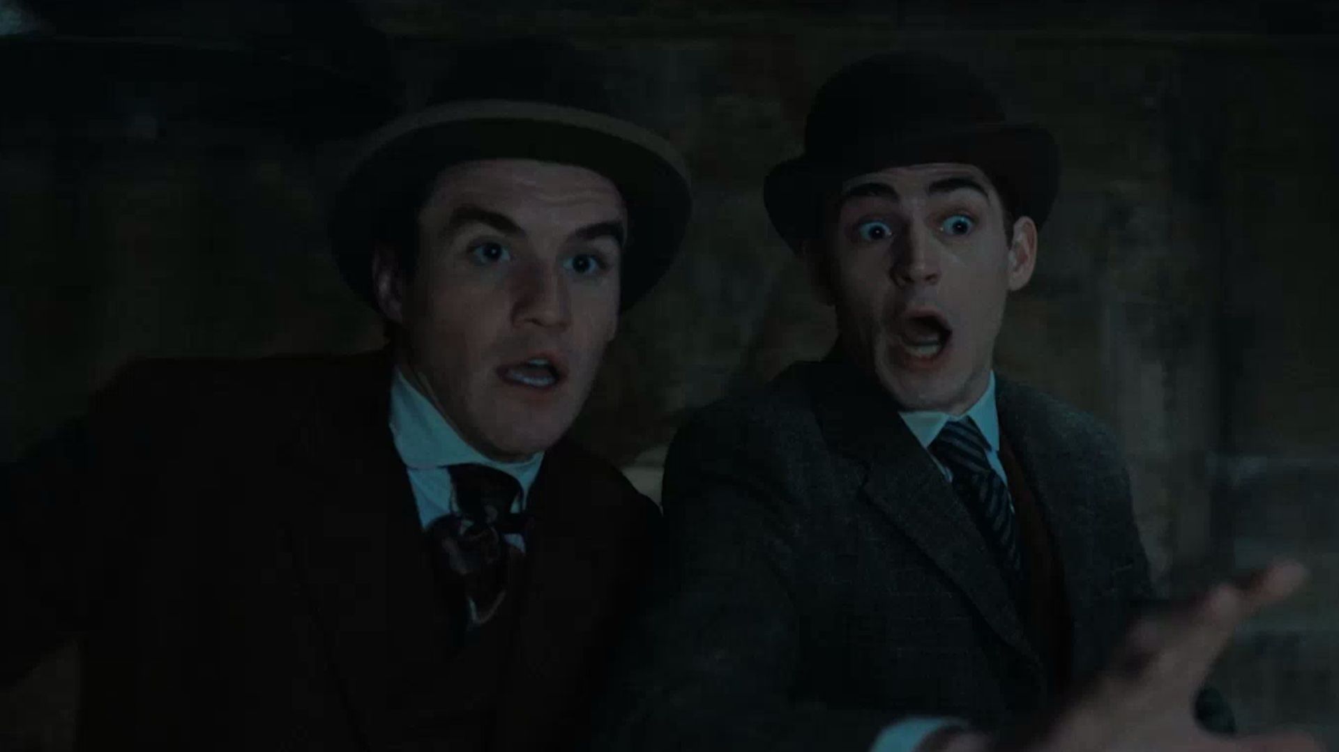 МОЛОДОЙ ШЕРЛОК смотреть онлайн