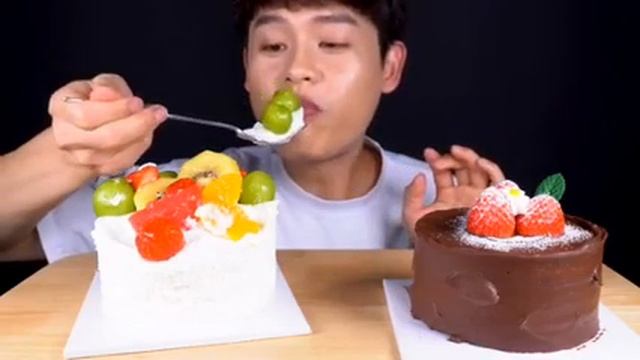 Мукбанг торты Еда на камеру смотреть онлайн