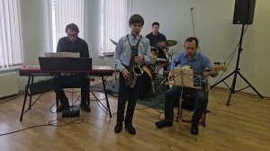 Петров Евгений - "Ornitology" (Charlie Parker)